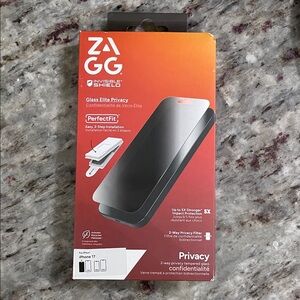 NEW ZAGG Glass Elite Privacy iPhone 17
